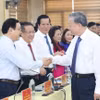 Tổng Bí thư, Chủ tịch nước Tô Lâm với các đồng chí trong Ban Thường vụ Tỉnh ủy Quảng Trị. (Ảnh: Lâm Khánh/TTXVN)