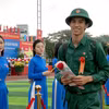 Thanh niên quận Thanh Khê (thành phố Đà Nẵng) hăng hái, phấn khởi lên đường nhập ngũ. (Ảnh: Quốc Dũng/TTXVN)