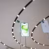 Điện thoại iPhone của Apple được trưng bày tại Cupertino, California, Mỹ. (Ảnh: AFP/TTXVN)