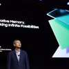 Ông Lee Jung-bae, Chủ tịch Bộ phận giải pháp thiết bị giám sát hoạt động kinh doanh chip của Samsung Electronics, phát biểu tại một sự kiện tại San Jose, California, Mỹ ngày 20 tháng 10 năm 2023. (Ảnh: Samsung Electronics)