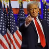 Ông Donald Trump phát biểu trước những người ủng hộ tại Trung tâm Hội nghị Palm Beach, bang Florida. (Ảnh: Reuters/TTXVN)