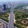 Đường Võ Chí Công nối cầu Nhật Tân với trung tâm thành phố Hà Nội. (Ảnh: Huy Hùng/TTXVN)