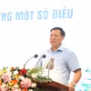 Thứ trưởng Bộ Y tế Đỗ Xuân Tuyên phát biểu tại Hội nghị. (Ảnh: PV/Vietnam+)