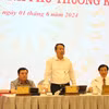 Thứ trưởng Bộ Tài chính Nguyễn Đức Chi thông tin với báo chí về quản lý thuế đối với lĩnh vực thương mại điện tử. (Ảnh: Đức Duy/Vietnam+)