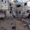 Một bệnh viện bị hư hại sau cuộc tấn công của Israel tại Gaza ngày 9/11/2023. (Ảnh: THX/TTXVN)