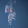 Tên lửa Super Heavy đưa tàu Starship của hãng SpaceX lên vũ trụ phát nổ ngay sau khi được phóng từ sân bay vũ trụ Starbase ở Boca Chica, bang Texas (Mỹ) ngày 20/4/2023. (Ảnh: AFP/TTXVN)