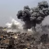 Khói bốc lên sau một vụ không kích tại Mosul, Iraq. (Ảnh: AFP/TTXVN)