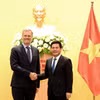 Bộ trưởng Nguyễn Hồng Diên tiếp ngài Olivier Brochet, tân Đại sứ Pháp tại Việt Nam. (Nguồn: Bộ Công Thương)