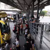 Các bến xe tại Hà Nội đang bị sụt giảm hành khách quay trở lại đón xe khách tuyến cố định. (Ảnh: Hoài Nam/Vietnam+)