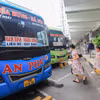 Công ty Cổ phần Bến xe Hà Nội đã triển khai kế hoạch tăng cường số lượng phương tiện vận tải ôtô khách phục vụ nhu cầu đi lại của người dân dịp nghỉ Lễ 30/4-1/5. (Ảnh: Việt Hùng/Vietnam+)