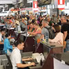 Giá vé máy bay nội địa trong bốn tháng đầu năm tăng cao so với cùng kỳ. (Ảnh: PV/Vietnam+)
