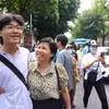 Niềm vui của thí sinh khi kết thúc môn thi đầu tiên. (Ảnh: Hoài Nam/Vietnam+)