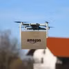 Amazon sử dụng thiết bị bay không người lái để giao hàng. (Nguồn: Pymnts)