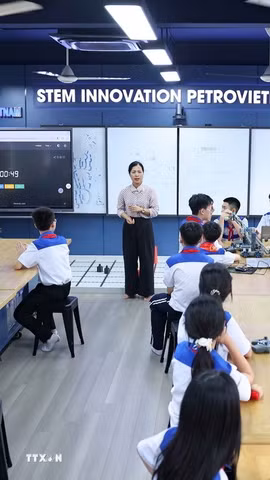 Phòng STEM hiện đại góp phần tạo đột phá cho giáo dục Tuyên Quang. (Ảnh: Thanh Tùng/TTXVN)
