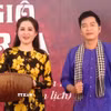 Những chuyến lưu diễn đến vùng sâu, vùng xa phục vụ nhiều đối tượng khán giả luôn được Nhà hát Cải lương Trần Hữu Trang bền bỉ duy trì. (Ảnh: Hữu Duyên/TTXVN)