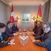 Quang cảnh buổi làm việc giữa Bộ Công thương Việt Nam và đại diện Hội đồng Kinh doanh Canada. (Ảnh: Hà Linh/TTXVN)