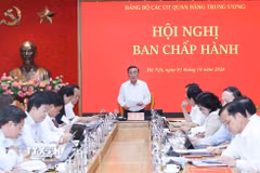 Thường trực Ban Bí thư Trần Cẩm Tú phát biểu chỉ đạo hội nghị. (Ảnh: Phương Hoa/TTXVN)