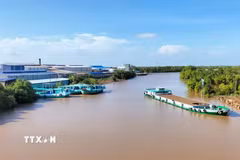 Khu công nghiệp Hòa Trung ở phường Hòa Thành, tỉnh Cà Mau. (Ảnh: Tuấn Phi/TTXVN)