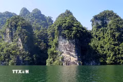 Hồ Na Hang, tỉnh Tuyên Quang. (Ảnh: Văn Tý/TTXVN)