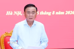 Đồng chí Trần Cẩm Tú, Ủy viên Bộ Chính trị, Thường trực Ban Bí thư, Bí thư Đảng ủy các cơ quan Đảng Trung ương phát biểu kết luận hội nghị. (Ảnh: Phương Hoa/TTXVN)