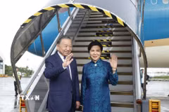 Tổng Bí thư, Chủ tịch nước Tô Lâm và Phu nhân rời thủ đô Manila, kết thúc tốt đẹp chuyến thăm cấp Nhà nước tới Philippines. (Ảnh: Thống Nhất/TTXVN)