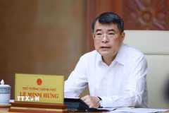 Thủ tướng Lê Minh Hưng chủ trì cuộc họp về dự án Luật sửa đổi, bổ sung một số điều của Luật Đấu thầu; Luật Đầu tư; Luật Phát triển doanh nghiệp nhỏ và vừa. (Ảnh: Dương Giang/TTXVN)