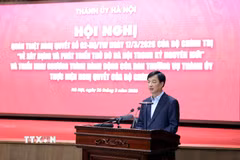 Tuyến đường sắt đô thị Cát Linh-Hà Đông (Hà Nội) - tuyến đường sắt đô thị đầu tiên của cả nước trở thành phương tiện đi lại hằng ngày của đông đảo người dân Thủ đô. (Ảnh: Tuấn Anh/TTXVN)