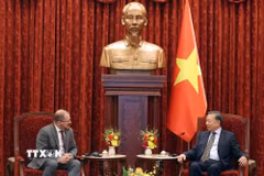 Tổng Bí thư, Chủ tịch nước Tô Lâm tiếp ông Cristiano Amon, Chủ tịch kiêm Tổng Giám đốc điều hành Tập đoàn Qualcomm (Hoa Kỳ). (Ảnh: Thống Nhất/TTXVN)
