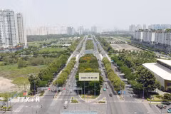 Đoạn cuối đường Mai Chí Thọ (thuộc Dự án Đại lộ Đông Tây) kết nối với Xa lộ Hà Nội. (Ảnh: Tung Tuyến/TTXVN)