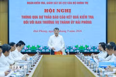 Hội nghị thông qua dự thảo Báo cáo kết quả kiểm tra, giám sát đối với Ban Thường vụ Thành ủy Hải Phòng. (Ảnh: Dương Giang/TTXVN)