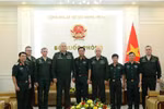 Thượng tướng Nguyễn Trường Thắng, Thượng tướng Vladimir Borisovich Zarudnitsky và các đại biểu tại cuộc tiếp.