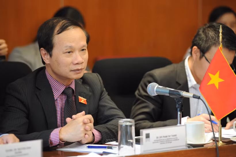 Phó Chủ nhiệm Ủy ban Phạm Tất Thắng phát biểu tại buổi làm việc của Đoàn với đại diện các Ủy ban của Hạ viện Mexico. (Ảnh: Lưu Việt Hùng/TTXVN)