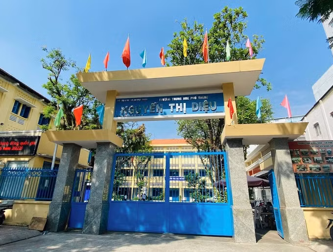 Trường THPT Nguyễn Thị Diệu, Thành phố Hồ Chí Minh, nơi xảy ra sự việc giáo viên cho 6 học sinh đánh bạn ngay trong lớp.