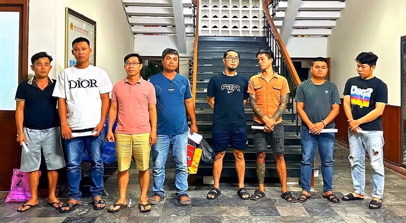 Các đối tượng tại Cơ quan Công an tỉnh Phú Yên. (Ảnh: TTXVN phát)