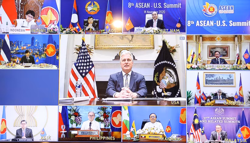 Ông Robert C. O’Brien, Cố vấn an ninh quốc gia, Đặc phái viên Tổng thống Hoa Kỳ cùng lãnh đạo các nước ASEAN tham dự hội nghị trực tuyến ASEAN-Hoa Kỳ. (Ảnh: Thống Nhất/TTXVN)