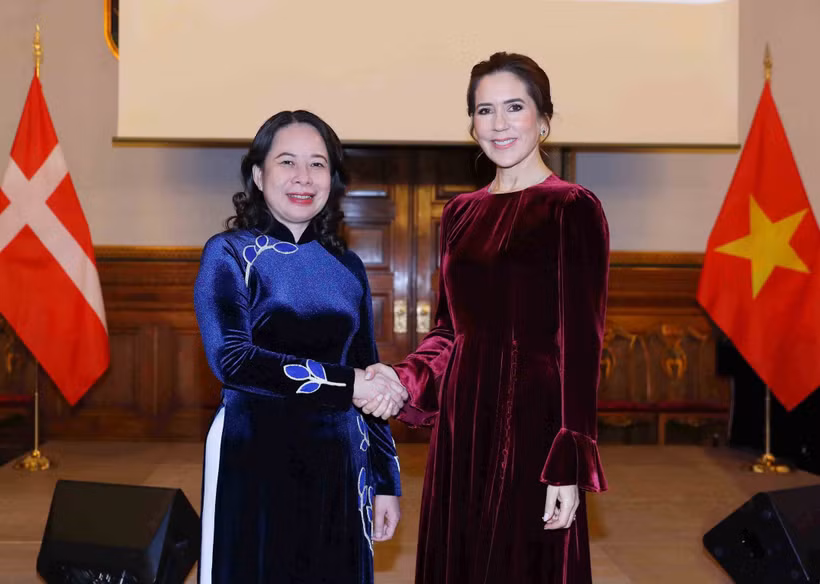 Phó Chủ tịch nước Võ Thị Ánh Xuân và Công nương Đan Mạch Mary tại lễ kỷ niệm 10 năm thiết lập quan hệ Đối tác Toàn diện Việt Nam-Đan Mạch. (Ảnh: An Đăng/TTXVN) 