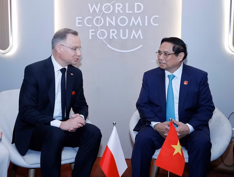 Thủ tướng Phạm Minh Chính gặp Tổng thống Ba Lan Andrzej Sebastian Duda. (Ảnh: Dương Giang/TTXVN)