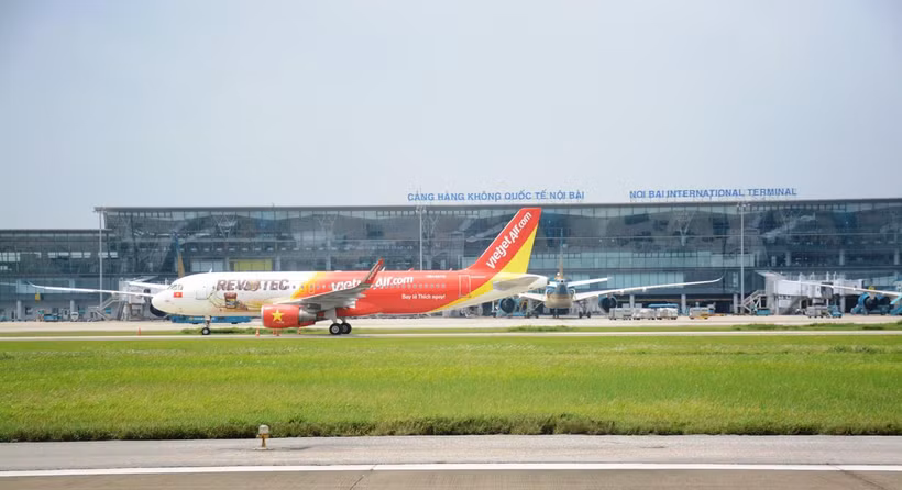 Dự án sửa chữa đường cất hạ cánh và đường lăn tại Cảng hàng không quốc tế Nội Bài đã được hoàn thành. (Ảnh: Việt Hùng/Vietnam+)