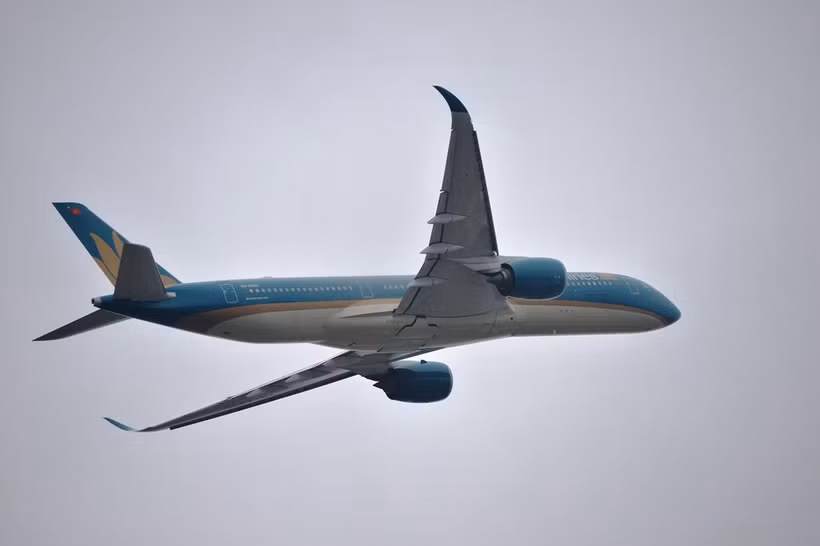 Chuyến bay của Vietnam Airlines từ Hà Nội đi Nhật Bản đã phải quay đầu về lại Nội Bài để cấp cứu một trẻ em gặp vấn đề sức khỏe. (Ảnh: CTV/Vietnam+)