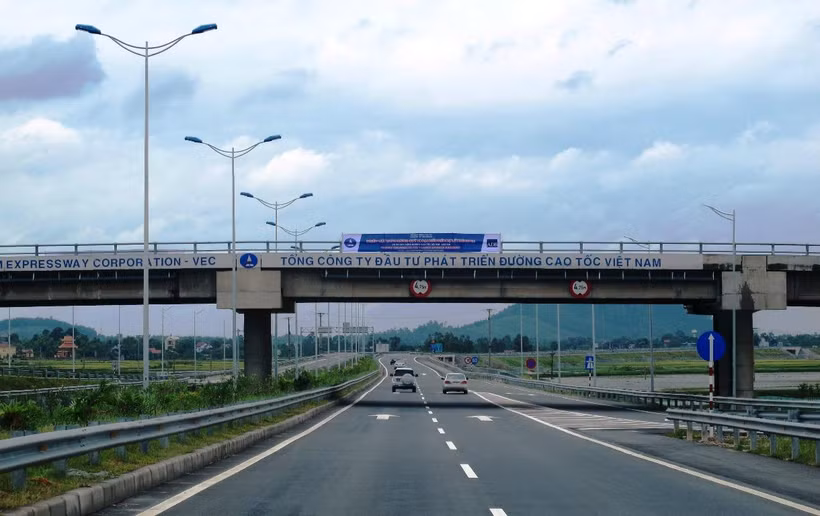 Huy động nguồn vốn nào để hoàn thành 5.000km cao tốc vào năm 2030? 