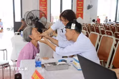 Xã An Phú (thành phố Hải Phòng) có khoảng hơn 8.300 người được khám sức khỏe, khám sàng lọc miễn phí năm 2026. (Ảnh: Mạnh Minh/TTXVN)