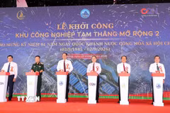 Nghi thức khởi công dự án. (Ảnh: Trần Tĩnh/TTXVN)