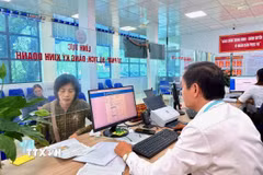 Tại xã Tân Minh, Hải Phòng, hơn 10.000 hồ sơ thủ tục hành chính được giải quyết trong hơn 8 tháng của năm 2026, đưa dịch vụ công đến gần nhân dân. (Ảnh: Minh Huệ/TTXVN)
