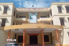 Công sở dôi dư, bỏ không tại xã Yên Định, tỉnh Thanh Hóa. (Ảnh: Nguyễn Nam/TTXVN)