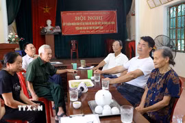 Người dân thôn Trung Nha (xã Thư Trì, tỉnh Hưng Yên). (Ảnh: Thế Duyệt/TTXVN)