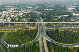 Thành phố Hồ Chí Minh đã và đang tiếp tục phát triển đô thị theo hướng văn minh, hiện đại. Các khu đô thị mới được quy hoạch gắn với khu vực trung tâm hiện hữu. (Ảnh: Vũ Sinh/TTXVN)