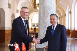 Tổng Bí thư, Chủ tịch nước Tô Lâm hội kiến Chủ tịch Quốc hội Đan Mạch Henrik Frandsen. (Ảnh: Thống Nhất/TTXVN)