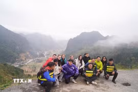 Du lịch Hà Giang là hành trình không thể bỏ qua của nhiều du khách quốc tế khi đến với Việt Nam. (Ảnh: Khánh Hoà/TTXVN)