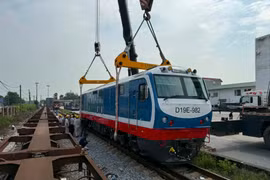 Đầu máy D19E tại Ga Yên Viên sáng 29/8. (Ảnh: Đường sắt Việt Nam)