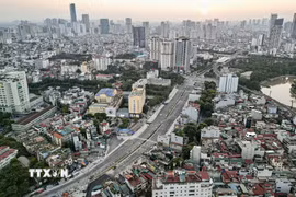 Dự án đầu tư xây dựng đường Vành đai 1, đoạn Hoàng Cầu-Voi Phục. (Ảnh minh họa: Quốc Khánh/TTXVN)